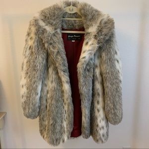 •TRENDY VINTAGE Giorgio Parnucci Faux Fur Coat